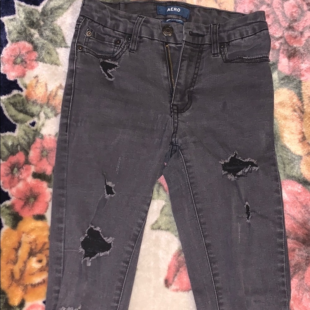 dark ripped jeans :)